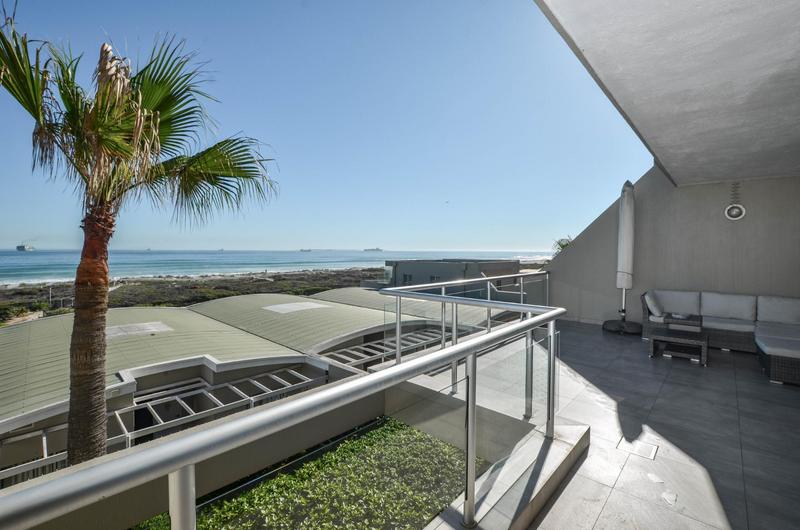 3 Bedroom Property for Sale in Dolphin Beach Western Cape